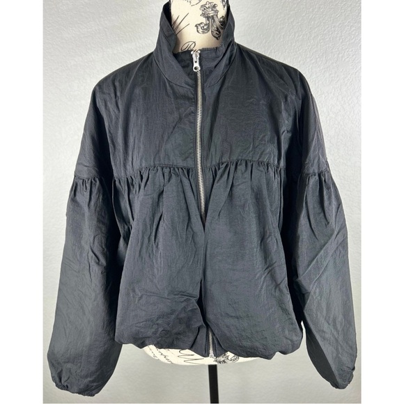 Free People Women’s Black Balloon Long Sleeve Full Zip Bomber Jacket, size Small - Picture 1 of 14